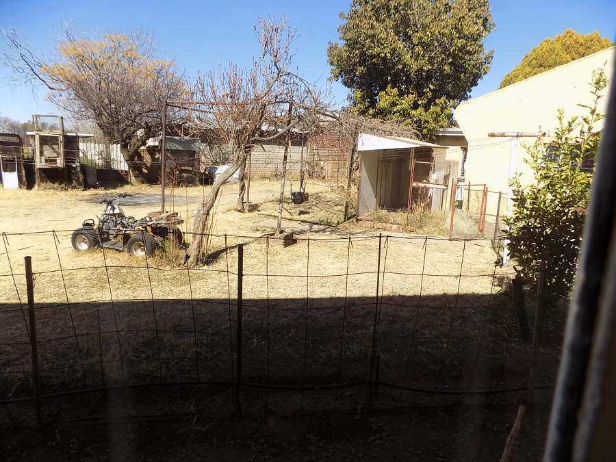 4 Bedroom Property for Sale in Moosa Park North West